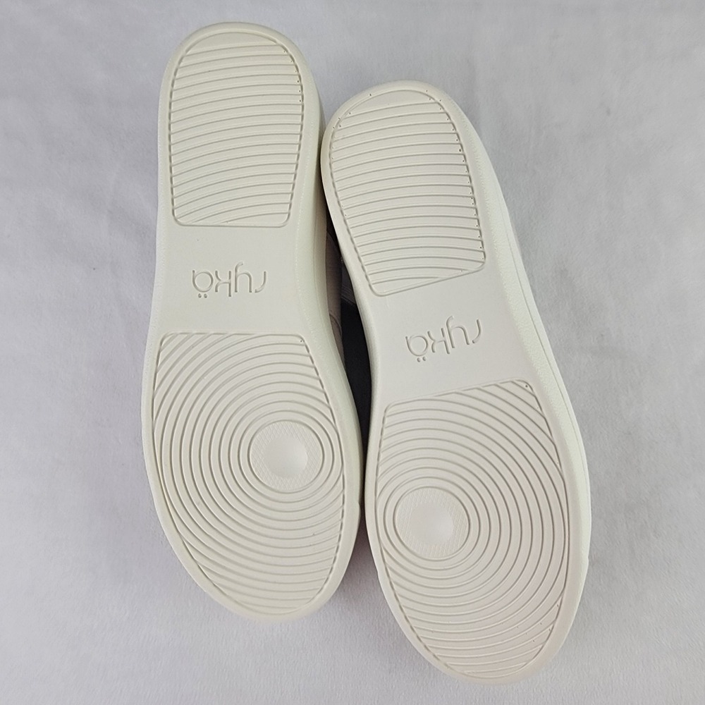 Ryka Viv Classic Womens Sneakers Sand Beige Suede Low Top Shoes Casual Size 5.5 - Picture 4 of 6